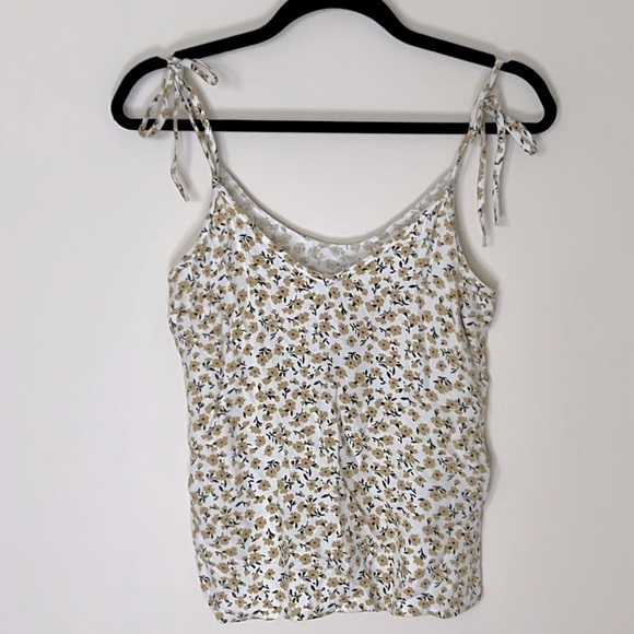 NWT Abercrombie & Fitch Cream & Yellow Floral‎ Tie-Strap V-Neck Tank Flowy XS - Picture 1 of 5